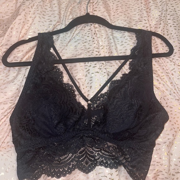 Lace crop bralette top - Picture 8 of 14